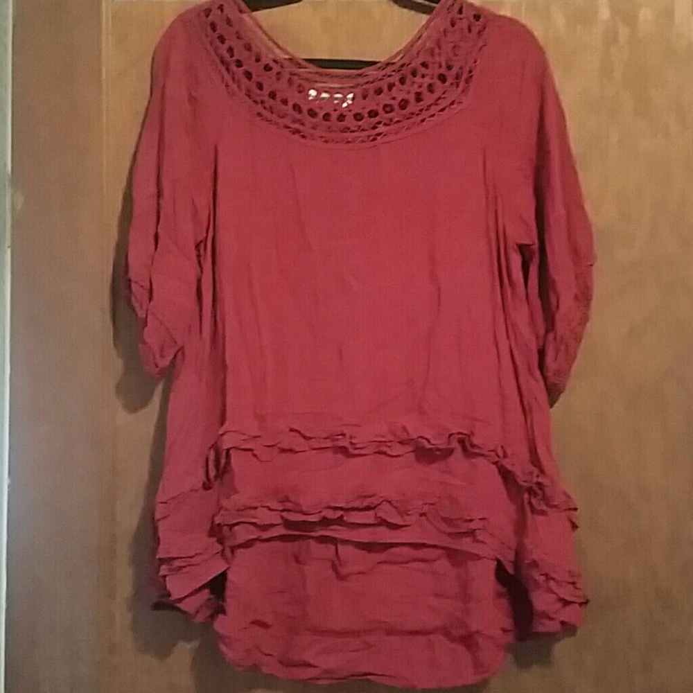 Wine high-low top